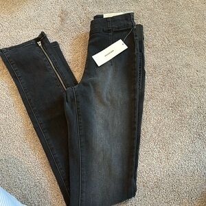 Urban Outfitters black denim. Size 25